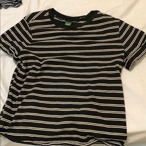 Black and white striped short sleeve t shirt